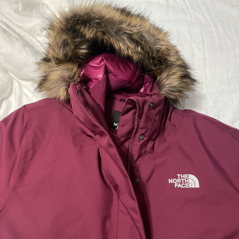 North Face Women’s Arctic Parka in Boysenberry